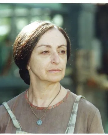 Leonor Fernandes (Ana Lúcia Torre) em O Cravo e a Rosa