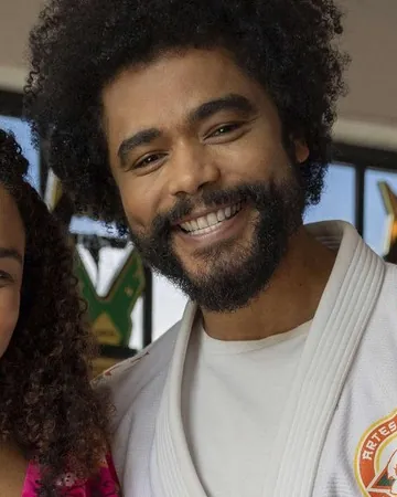 Otto (Diogo Almeida) em Por Você